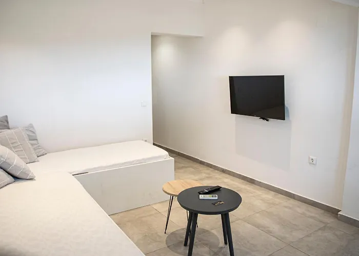 Kefalonian 360° Sunrise Apartment Kaligata